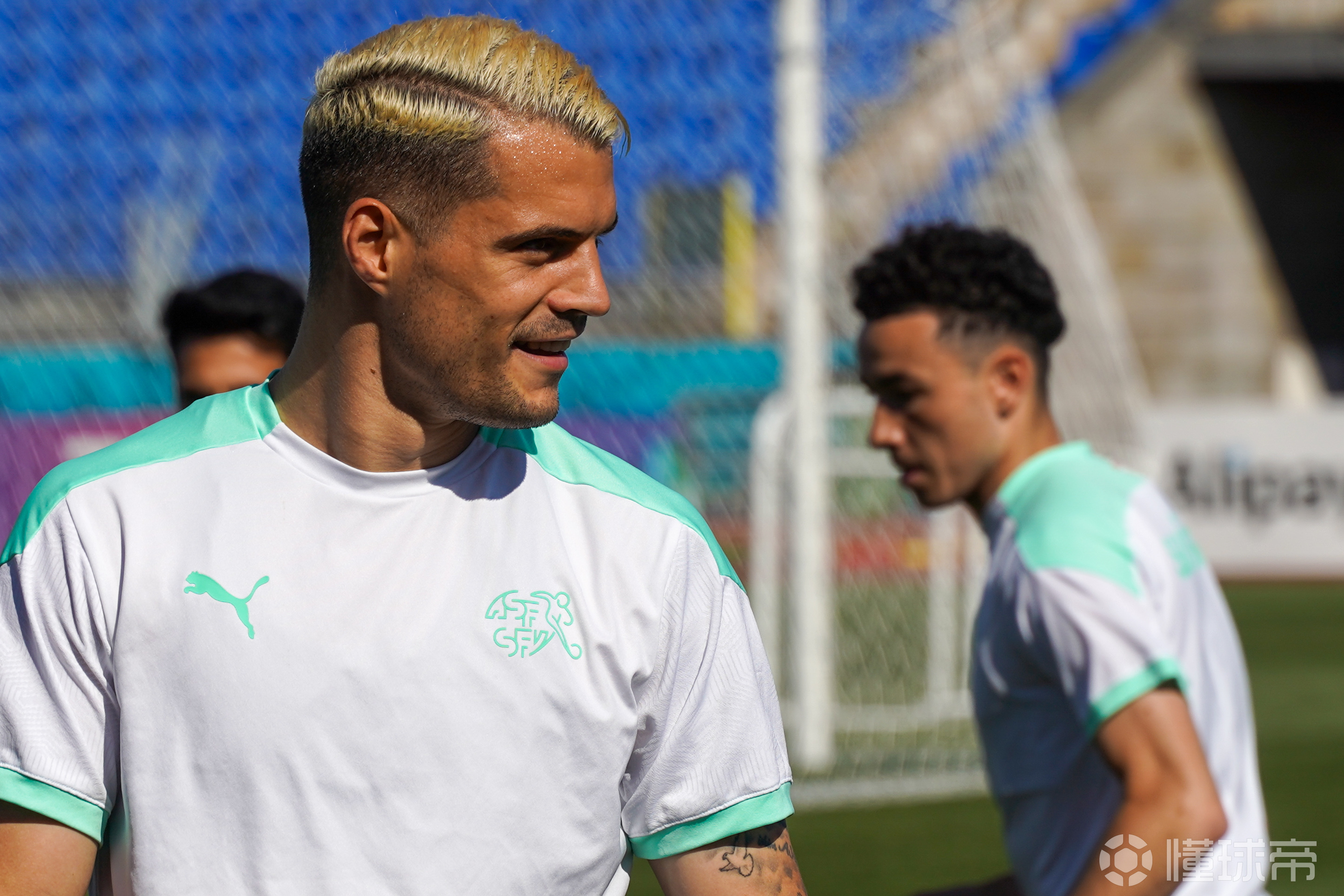 包含Scout新星出色防守表现突出，瑞士队前途光明！的词条